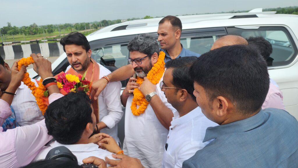 manoj sharma gallery 17